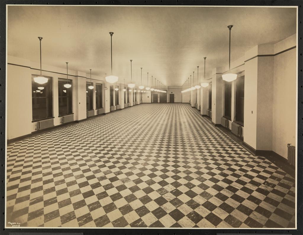 Byron Company - Interior, Room 70, 1925. Gelatin silver print.